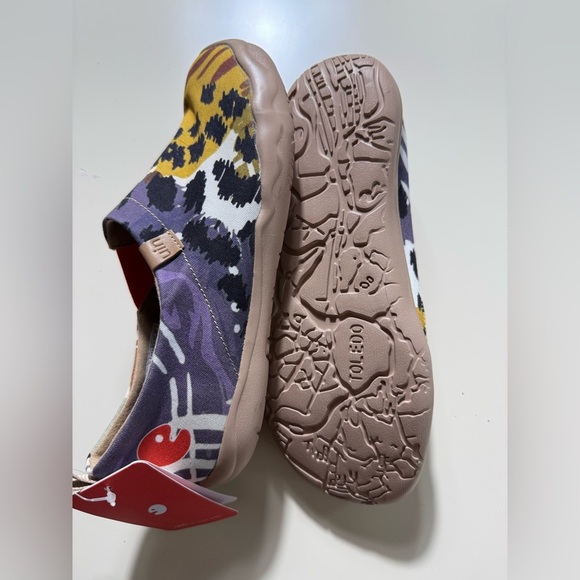 UIN Women’s Slip On Sneaker Casual Loafers Art Painted Walking Shoes - Picture 4 of 5